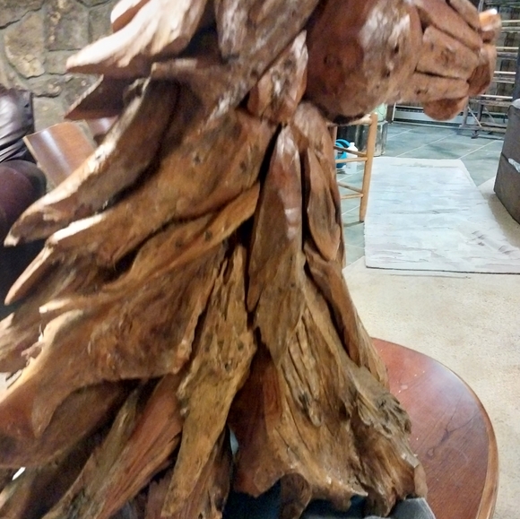 Hand made master crafted driftwood horse 3ft t x 36'l x18'w.driftwood brown - Picture 7 of 16